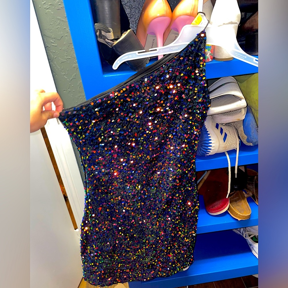 💫SHEIN size Small colorful sequined dress!